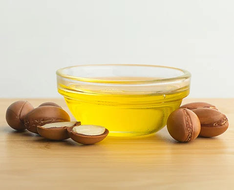 How Argan Oil Helps to Repair Dry, Damaged Hair