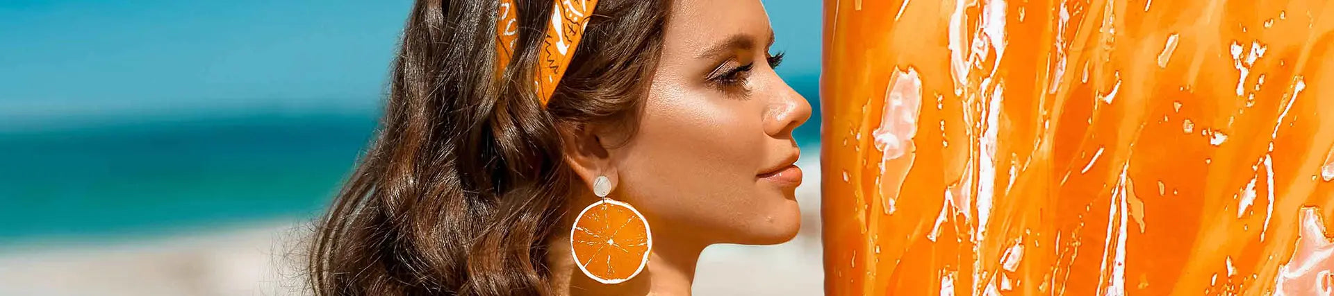 How To Get Rid Of Frizzy Hair In The Summer